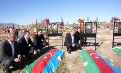 BBP Genel Başkanı Mustafa Destici, Ağdam’da şehitlikleri ziyaret etti