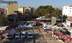 4.9 büyüklüğündeki deprem anı kameralara yansıdı