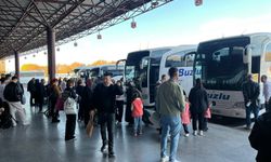 Eskişehir'de otogarda ara tatil yoğunluğu başladı