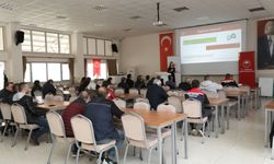 Kamu personeli "Kadına Yönelik Şiddetle Mücadele" konusunda bilinçlendirildi