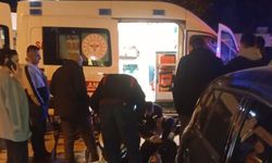 Komşuda otomobil ve motosiklet çarpıştı: 1 kişi yaralandı