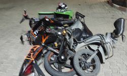 Komşuda motosikletler kafa kafaya kaza yaptı: 2 yaralı