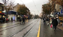 Eskişehir'de sağanak yağış etkili oldu