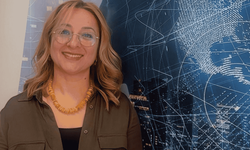 Anadolu Üniversitesi Öğretim Üyesi Özdamar, Türkiye'den seçilen 15 kadın arasında yer aldı