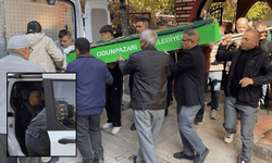 Eskişehir'de evinde öldürülen anne toprağa verildi: Oğlu adliyeye sevk edildi