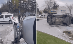 Eskişehir'de otomobiller kafa kafaya çarpıştı: Yol savaş alanına döndü