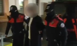 Eskişehir'de suç makinesi ortalığı birbirine kattı! Polis memurunu yaraladı