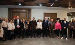 CHP Eskişehir “Atatürk: İz Bırakan İlkler” sergisine katıldı