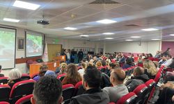 Eskişehir'de Diş Hekimleri Günü, sağlık çalışanlarıyla birlikte kutlandı