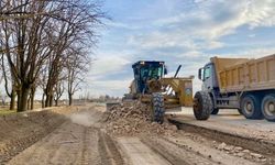 Eskişehir'de yol çalışmaları hız kesmeden devam ediyor