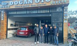 "Gittiğimiz her dükkânda, her sokakta vatandaşımızın yanındayız, esnafımızın destekçisiyiz"