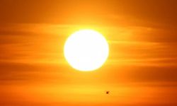 Güneşte dev patlama: Dünyaya vereceği zarar açıklandı