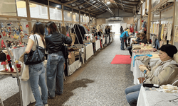 Hanımeli Sokağı haftanın yedi günü ziyaretçilerini ağırlıyor