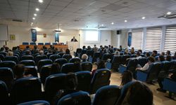 Rektör Adıgüzel, akademik kurul toplantısına katıldı