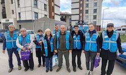 İYİ Parti Odunpazarı İlçe teşkilatından TOKİ’de kapı kapı ziyaret