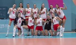 Ay-Yıldızlılardan müthiş başlangıç: İran'ı set vermeden geçti