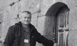 Komşuda feci kaza emekli öğretmeni hayattan kopardı