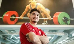 Milli Halterci Muhammed Furkan Özbek 2 altın 1 gümüş madalya kazandı