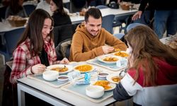 2 bin 365 öğrenci faydalanıyor: Anadolu Üniversitesi'nden “Öğrenci Yemek Bursu”