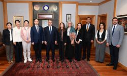 Şanghay Açık Üniversitesi ve Anadolu Üniversitesi arasında olabilecek iş birlikleri görüşüldü