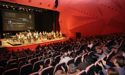 Eskişehir Büyükşehir Belediyesi Senfoni Orkestrası'ndan Atatürk konseri