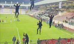 "Küfür etme ettirme, sahaya yabancı madde atma!"