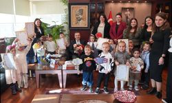 Başkan Ataç Dünya Çocuklar Günü Kapsamında miniklerle bir araya geldi