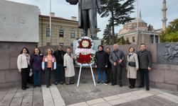 "Her yıl yaklaşık 5 bin yeni diş hekimi mezun edilmesine rağmen, kamu istihdamı aynı hızda artmamaktadır"