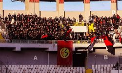 İzmir Es Es şov yaptı