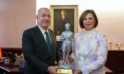 Ümit Özdağ'dan Başkan Ünlüce'ye ziyaret: "Eskişehir Anadolu'nun yükselen eğitim ve sanayi merkezi"