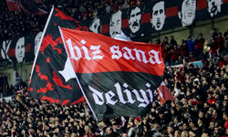 Alemde kral, tribünde kral…