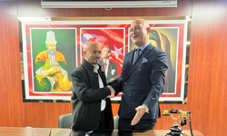 Eskişehir Hacı Bektaş Veli Anadolu Kültür Vakfı’nda devir teslim!