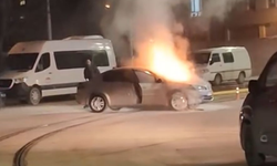 Eskişehir'de seyir halindeki otomobil bir anda alev aldı!