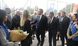 Bakan Yardımcısı Eminoğlu, ilham veren hayat yolculuğu Eskişehir'de gençlerle paylaştı