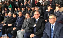 İçeride dışarıda fark etmiyor… Kütahya maçını ailesiyle izledi