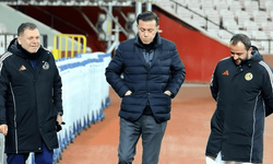 Nebi Hatipoğlu Eskişehirspor'un antrenmanına katıldı