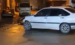 Eskişehir'de gece saatlerinde kaza: İki otomobil çarpıştı