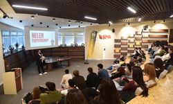 Anadolu Üniversitesi'nde sosyal medya kullanımı konuşuldu