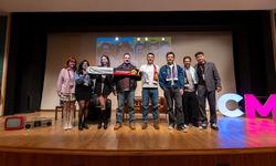 Medya sektörünün temsilcileri Anadolu Üniversitesi'nde öğrencilerle bir araya geldi