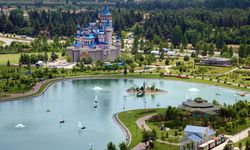 Her gün yüzlerce turist çekiyor: İşte Eskişehir’in en büyük tematik parkı Sazova hakkında tüm detaylar