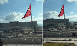 Eskişehir’in en büyük Türk Bayrağı ETO Kampüs’te