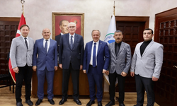 Türk Yerel Hizmet Sen Başkan Kurt’la bir araya geldi