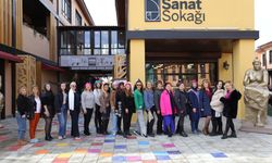 Eskişehir "Cumhuriyet Kadını ve Giysilerle Anılar” atölyesine ev sahipliği yaptı