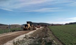 Büyükşehir Belediyesi Seyitgazi'de bağlantı yolu çalışmalarını sürdürüyor