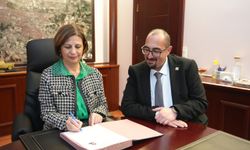 Atatürkçü Düşünce Derneği Eskişehir Şubesi’nin 2026 yılındaki ilk üyesi Başkan Ünlüce oldu