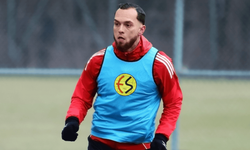 Eskişehirspor'un yeni transferi ilk antrenmanına çıktı