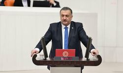 "Dar gelirli vatandaşları tarihi geçmiş gıda reyonlarına mahkum eden bir düzen var"