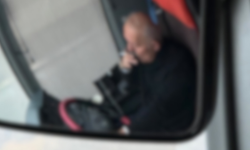 Eskişehir'de pes dedirten görüntü: Geç geldi yetmedi bir de sigara içti