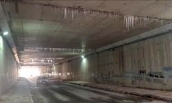 Eskişehir'de trafiğin yoğun olduğu altgeçitte tehlike çanları çalıyor!