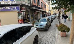 Eskişehir'de uygunsuz park sürücüleri çileden çıkardı